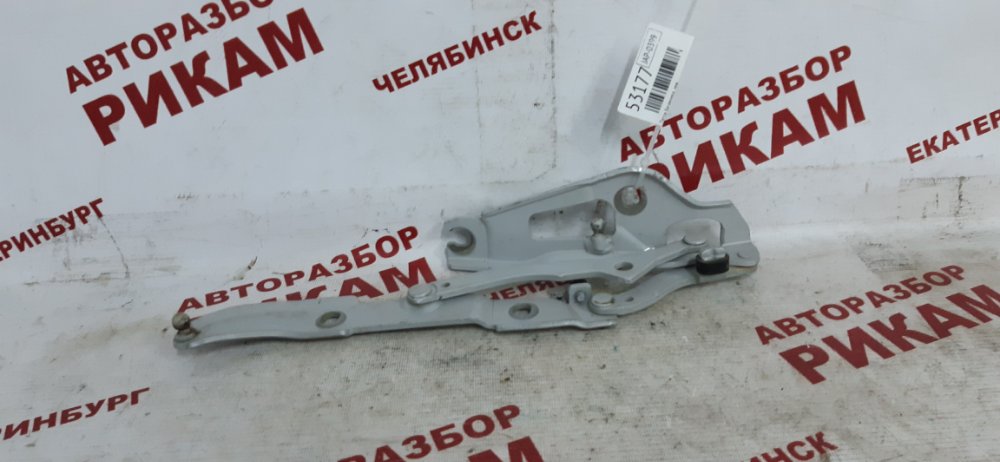 Петля багажника левая BMW 3-Series 2005 E90 N46B20 41627210675 контрактная