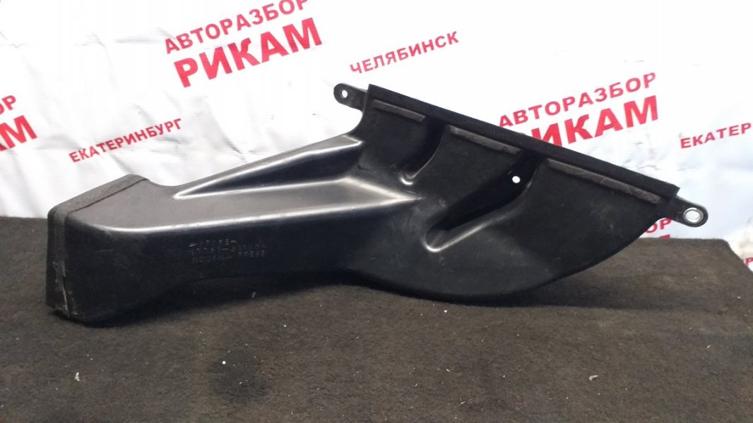 Воздухозаборник LEXUS IS250 GSE20 4GR-FSE