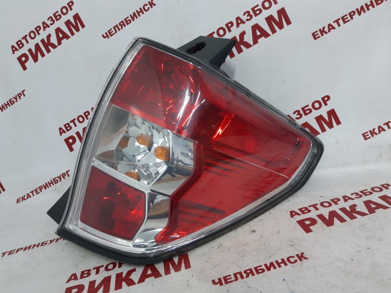 Стоп-сигнал задний правый SUBARU FORESTER 2009 SH5 EJ204 84912SC101 контрактная