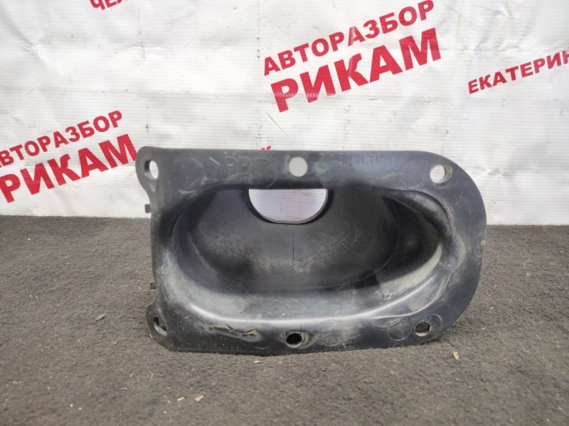 Кожух рулевой колонки MITSUBISHI CANTER FE62EE 4M51