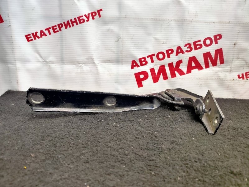 Петля капота левая VOLKSWAGEN PASSAT B5 3B5 3B0823301 контрактная