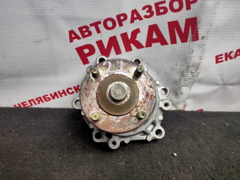 Помпа TOYOTA CHASER LX100 2LTE 1610059155 контрактная