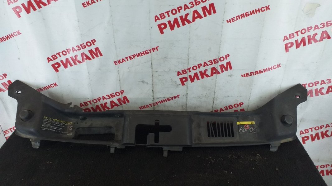 Накладка на телевизор VOLVO C30 2007 MK68 B5254T3 30716338 контрактная