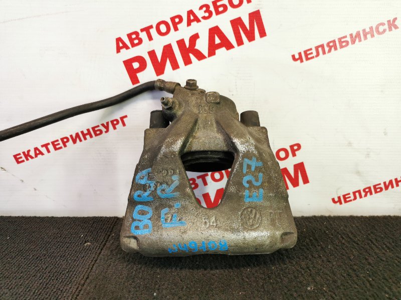 Суппорт тормозной передний правый VOLKSWAGEN BORA 1J2 3A0615124 контрактная