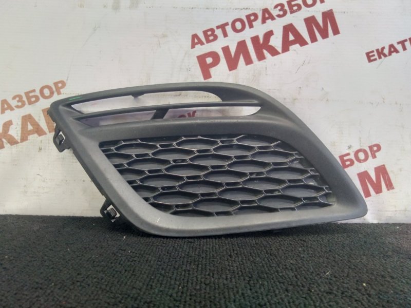 Накладка бампера правая VOLVO XC60 2011 DZ70 D5244T10 31290658 контрактная