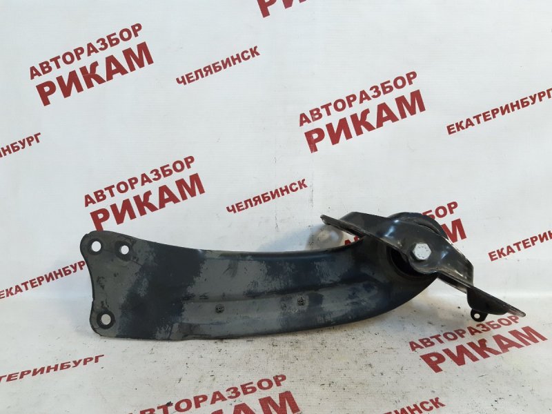 Рычаг задний правый VOLKSWAGEN PASSAT B6 2007 3C2 BKP 3C0505224C контрактная