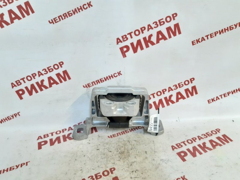 Подушка ДВС правая FORD FOCUS 3 2012 CB8 PNDA 1677276 контрактная