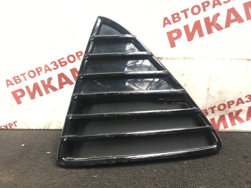 Решетка бампера передняя левая FORD FOCUS 3 2013 CB8 MGDA 1719222 контрактная