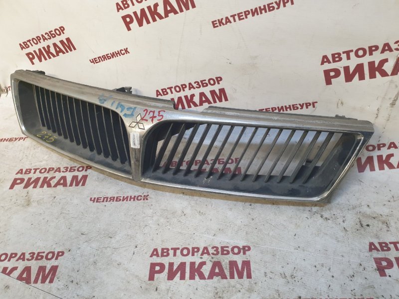 Решетка радиатора MITSUBISHI DIAMANTE F31A