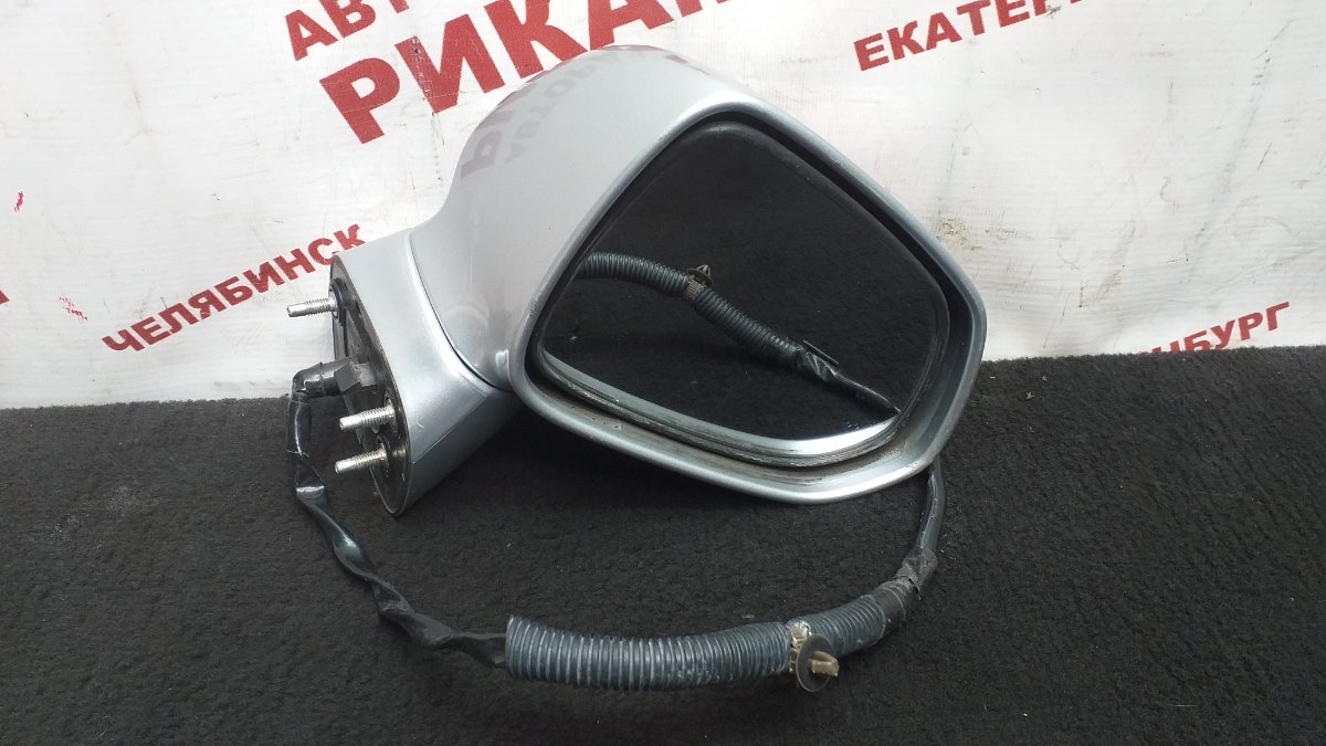 Зеркало правое HONDA FIT GD2 L13A