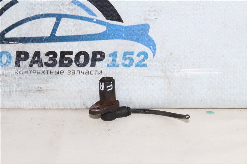 Датчик абс передний правый Cefiro 1998-2003 a33 VQ20DE