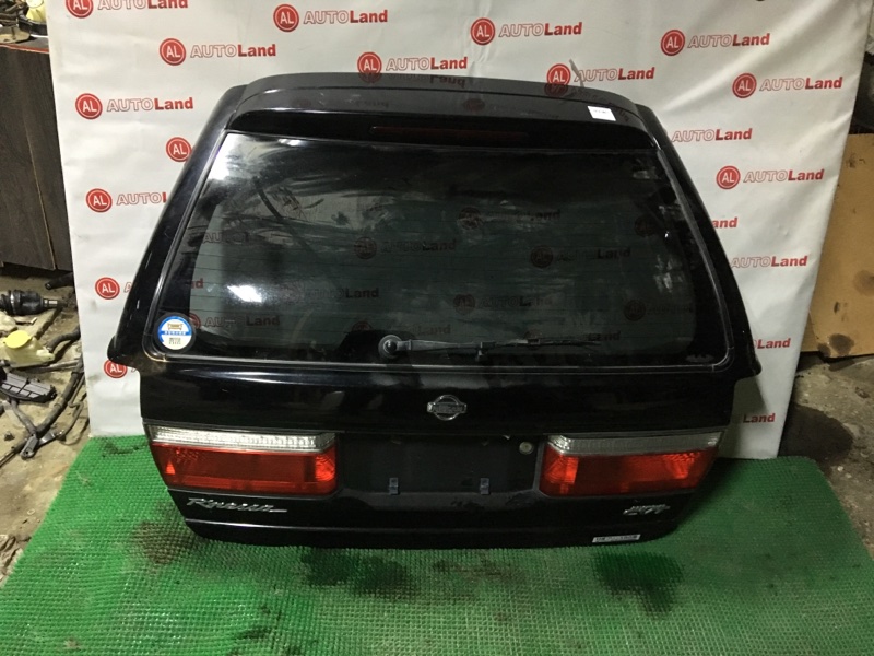 Дверь 5я NISSAN RNESSA N30 контрактная