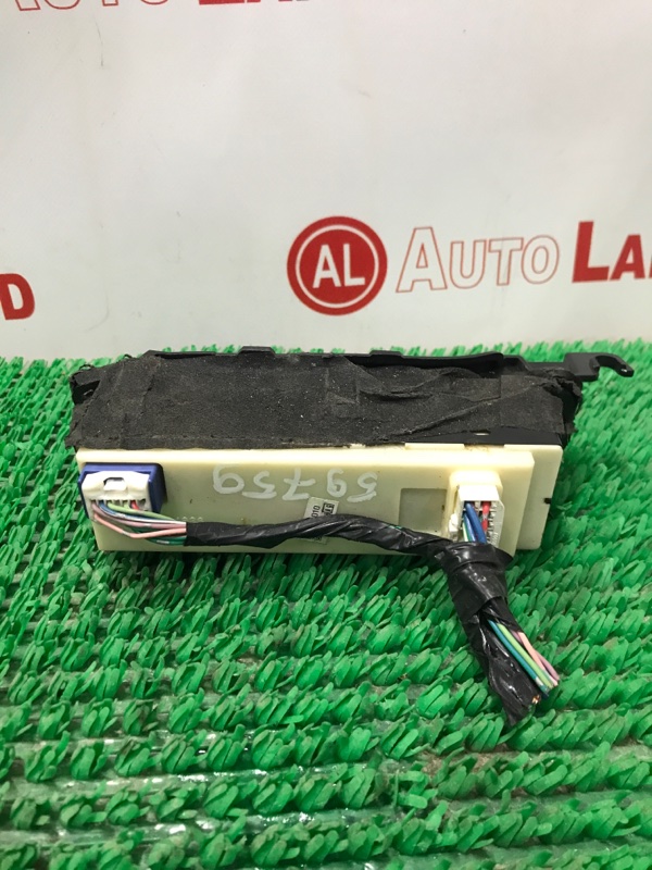 Блок управления стеклоподъёмником передний правый LEGACY BL5