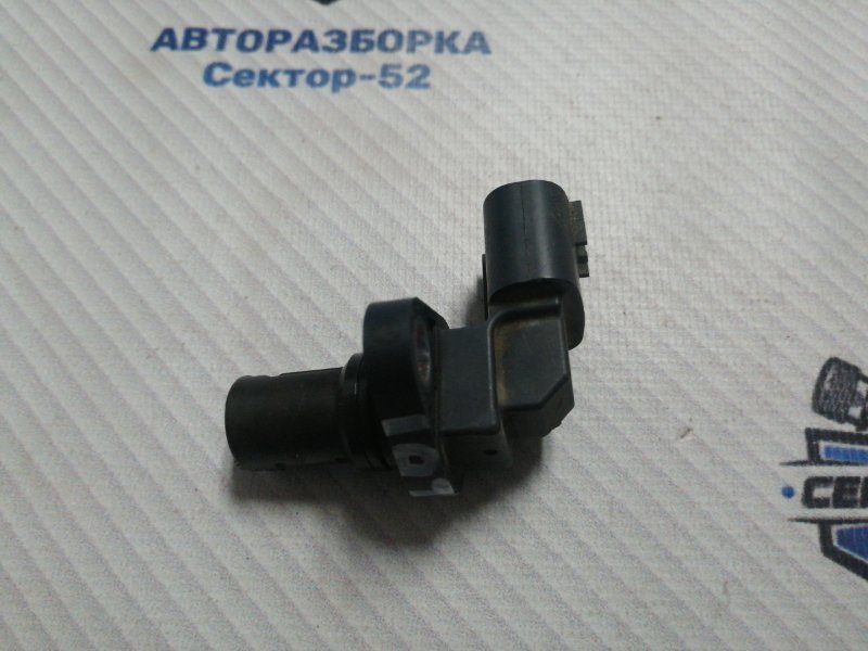 Датчик положения коленвала Suzuki Liana 2006 RC31S M16A 3322063J00 Б/У