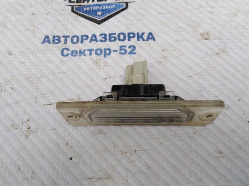 Фонарь подсветки номера Almera 2004 N16 QG15DE