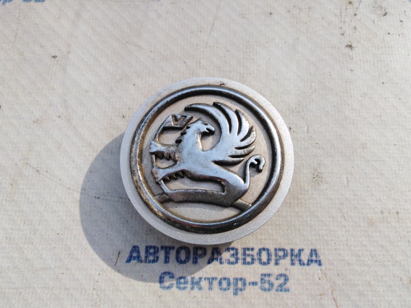 Колпачок колесного диска Opel Astra 2005 H Z16XEP 13204649 контрактная