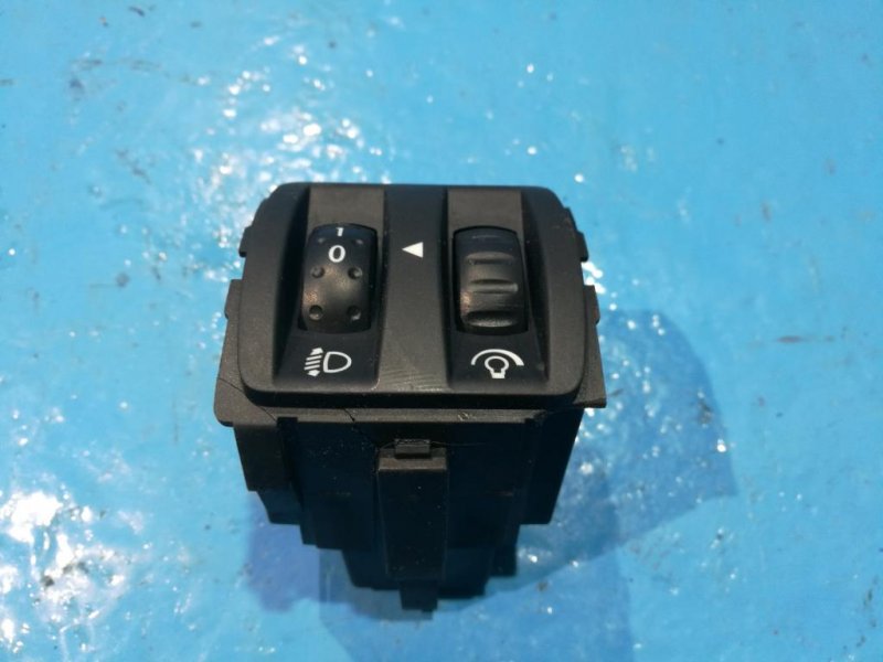 Кнопка корректора фар Renault Megane 3 2009 KZ0C K9K 251900001R Б/У