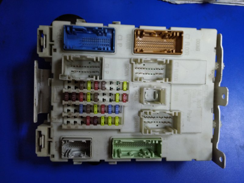 предохранитель генератора форд фокус 3