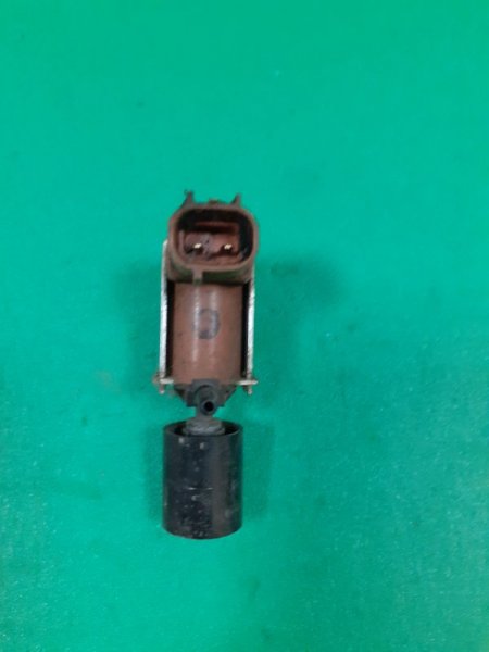 Клапан электромагнитный Toyota Land Cruiser HDJ101 1HDFTE Клапан электромагнитный Toyota Land Cruiser HDJ101 1HDFTE