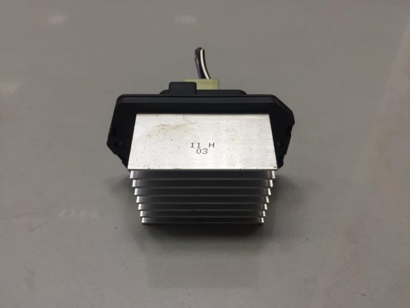 Резистор печки Suzuki SX4 778000710 Б/У