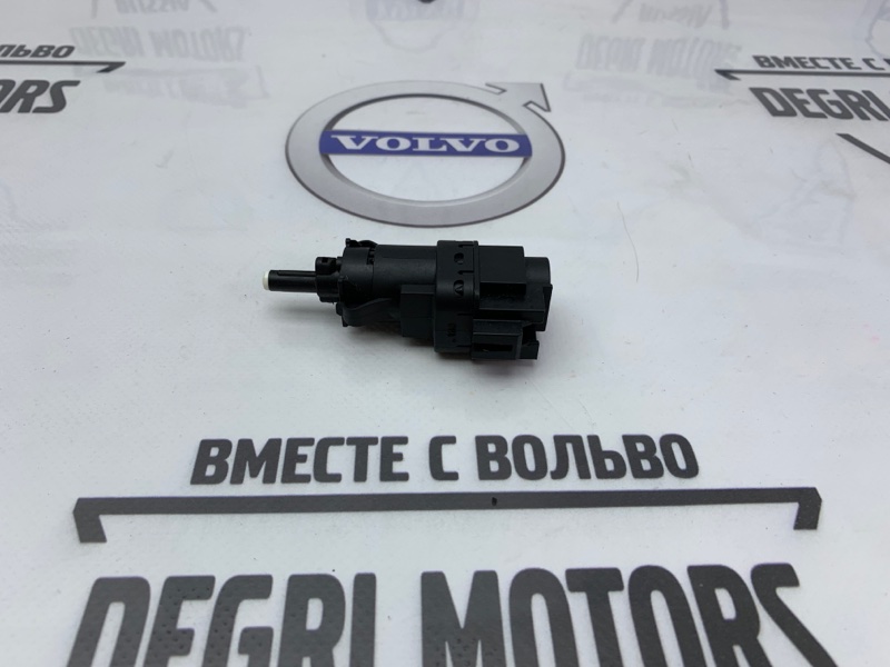 Выключатель стоп-сигнала Volvo S60 2013 B4164T3 30773935 контрактная