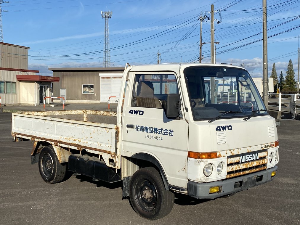 Ниссан атлас 1990. Ниссан атлас дизель. Nissan atlas 4wd двухкабинник. Ниссан атлас 1990. Ниссан атлас 1990.