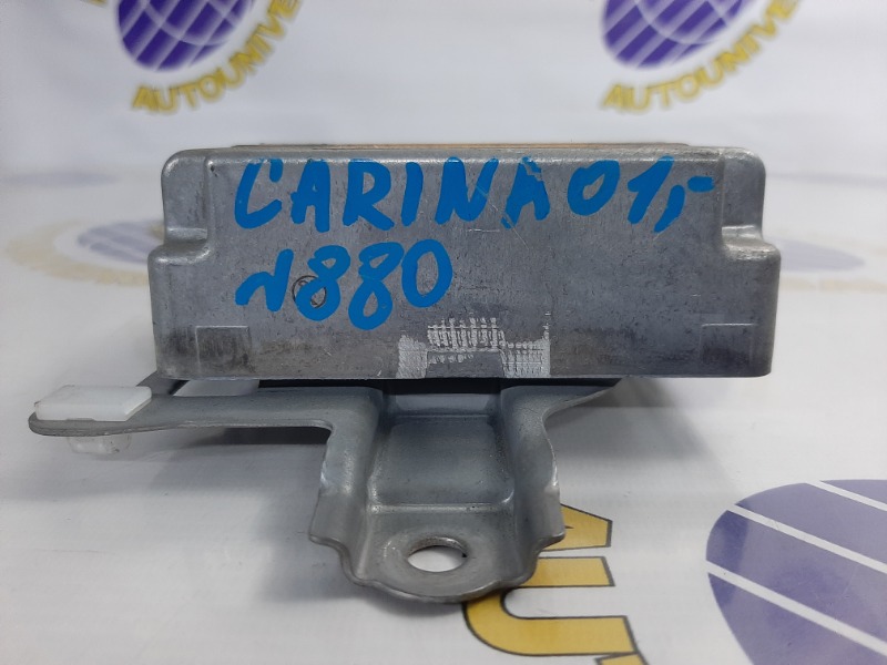 Блок управления airbag Toyota Carina ST215 3SFE