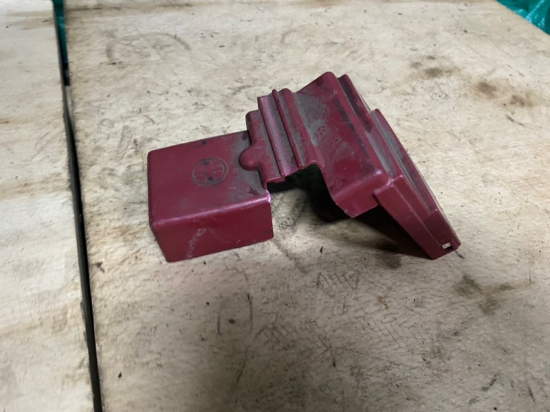 Крышка блока предохранителей Mitsubishi Lancer 10 11/2008 CX3A SPORTBACK HATCH BACK 4B10 8571a004 контрактная
