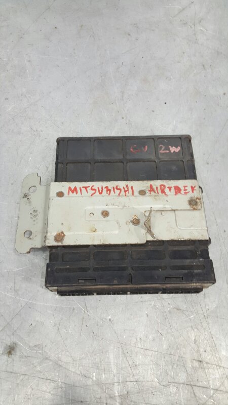 Блок ДВС Mitsubishi Airtrek 2001-2005 CU2W MR988925 4G63T Б/У