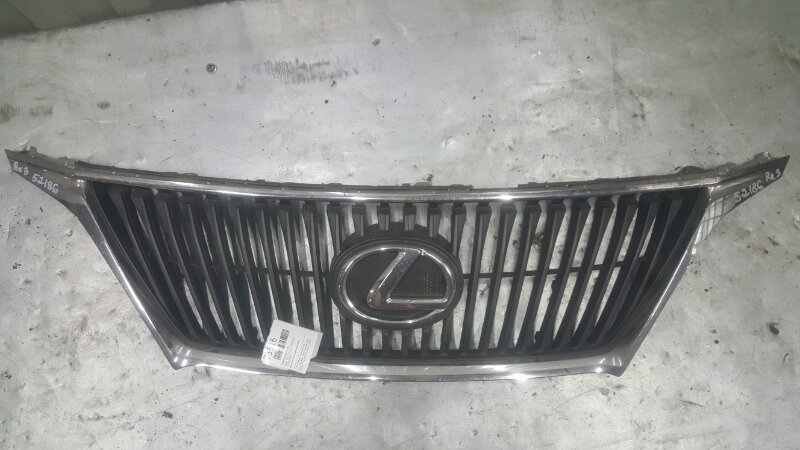 Решетка радиатора Lexus RX270 2010-2015 AGL10 531210e010 Б/У