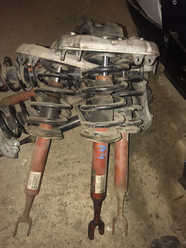 Запчасть амортизатор Audi A4 2004 B6 Б/У Амортизатор Audi A4 2004 B6 Б/У