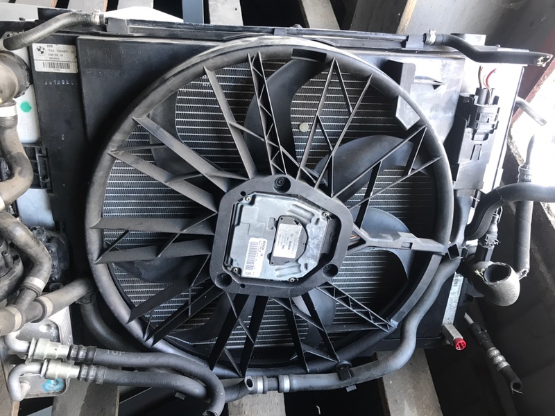 Вентилятор радиатора BMW 5 2007 E60 3.0 446788989809 Б/У