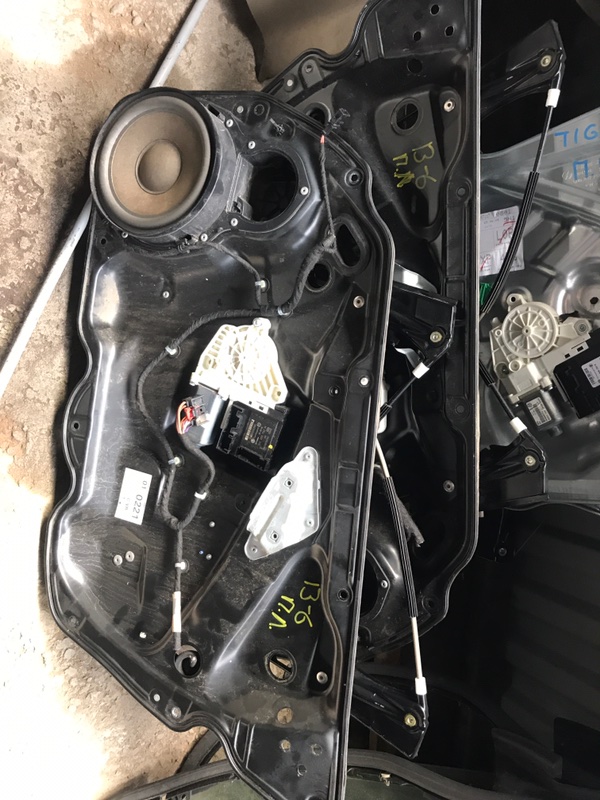 Стеклоподъемник передний Volkswagen Passat B6 2007 3C2 Б/У