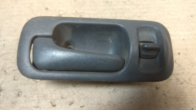 Ручка двери внутренняя передняя левая HONDA CR-V 1996 RD1 B20B Б/У