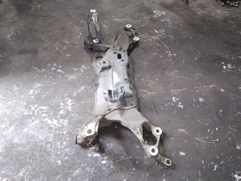 Балка подвески передняя Honda Civic 5d r18a2