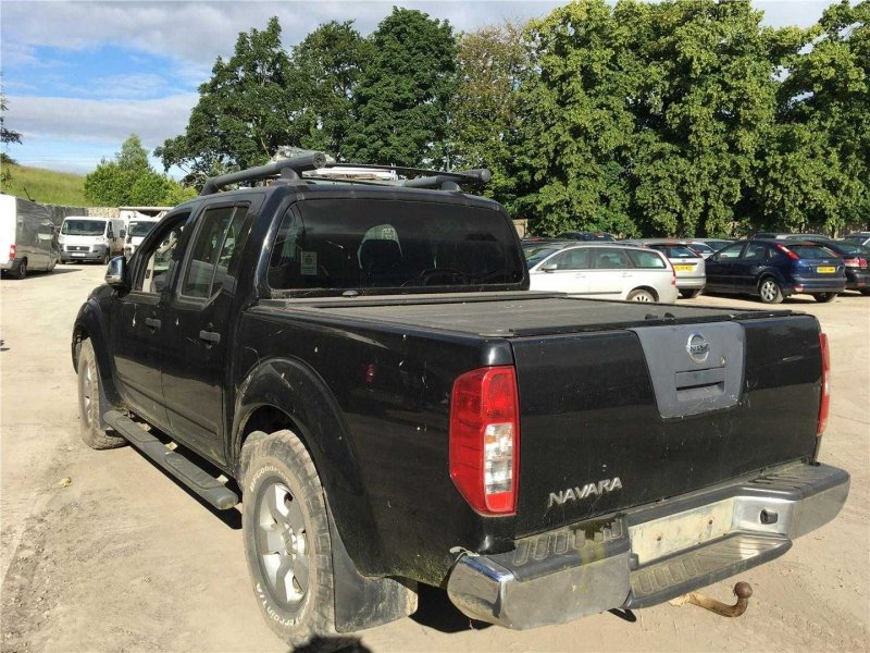 Усилитель бампера передний Navara 2008 D40 yd25ddti