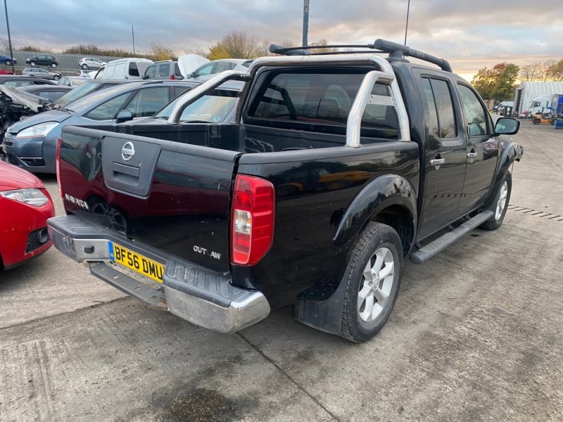 Решетка Navara 2006 d40 yd25ddti