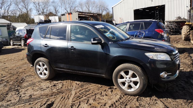 Интеркулер RAV4 2010 XA30 2AD-FTV