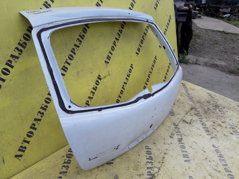 Крышка (дверь) багажника SANDERO 2009-2014