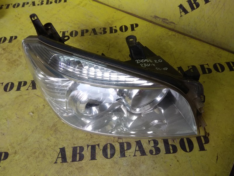 Фара правая TOYOTA RAV4 30 2006-2013 8113042311 Б/У