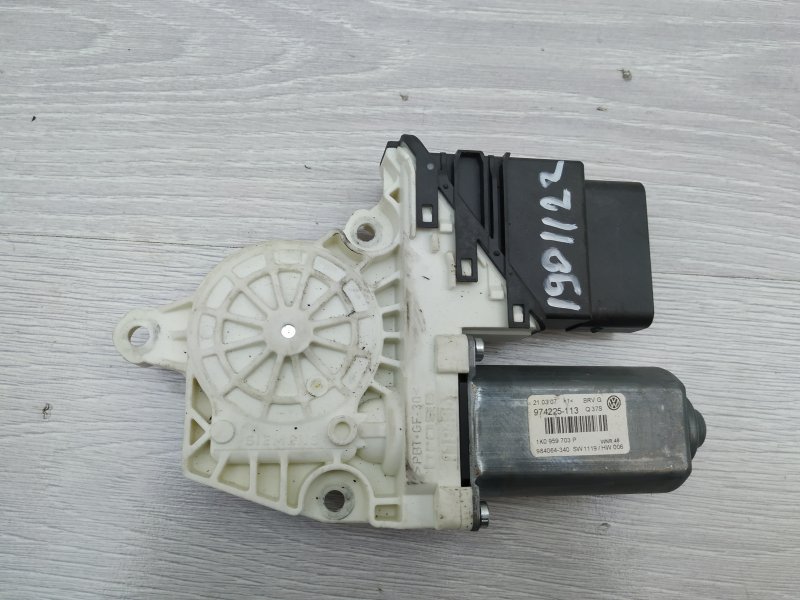Моторчик стеклоподъемника задний левый VW Passat 2007 B6 BMR 1K0959703P ...