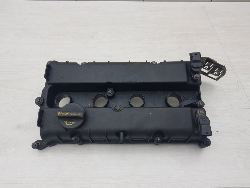 Клапанная крышка Ford Focus 3 IQDB 1830886 контрактная