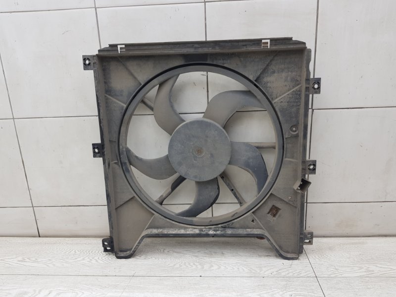 Вентилятор актион. Саньенг Кайрон 2,3 вентилятор охлаждения без корпуса.