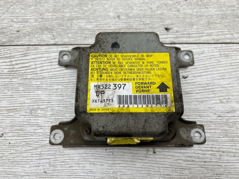 Блок управления AIRBAG Mitsubishi Galant 2001 8 USA 4G64 MR522397 Б/У