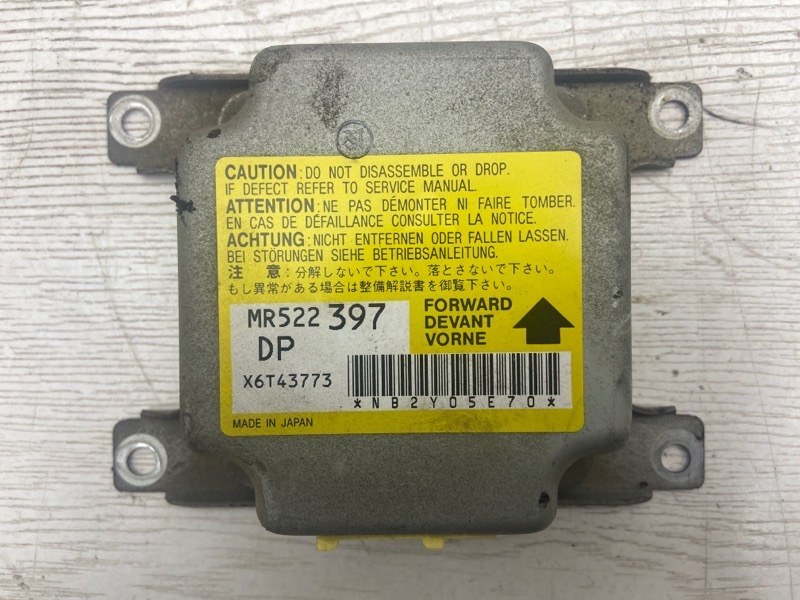 Блок управления AIRBAG Mitsubishi Galant 2003 8 USA 4G64 MR522397 Б/У