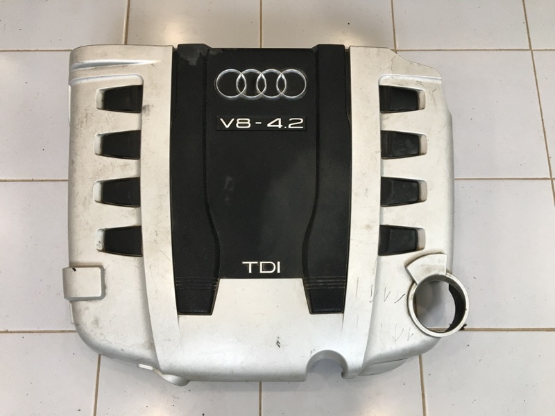 Крышка ДВС декоративная Audi A8 2002-2010 4E 05710392501C контрактная