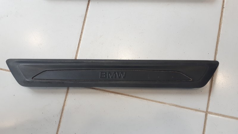 Накладка порога салона передняя BMW 3-Series 2011-2020 F30 2.0 N47D20C 51477263315 контрактная