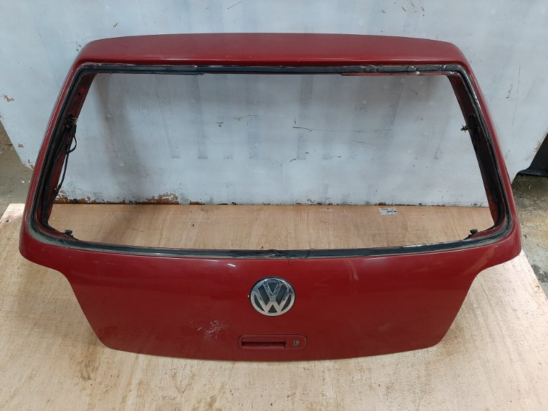 Крышка багажника Volkswagen Golf 1997-2006 1J 1J6827025G контрактная