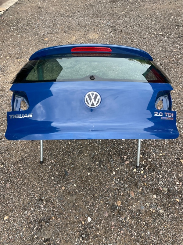 Крышка багажника задняя Volkswagen Tiguan 2007-2018 5N 2.0D 5N0827025G контрактная