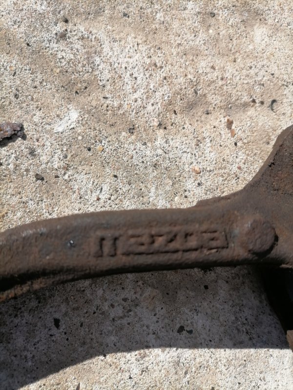 Вилка амортизатора правая Mazda Mazda6 GH
